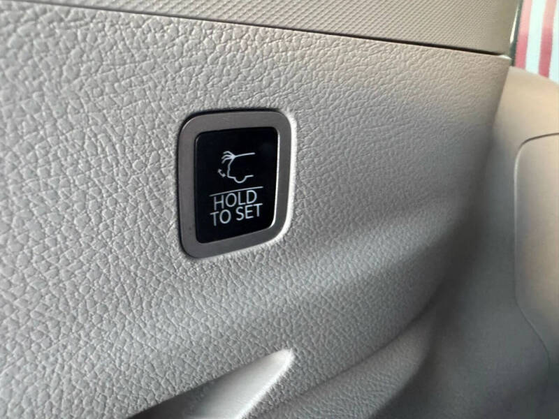 2023 Jeep Wagoneer L Series III