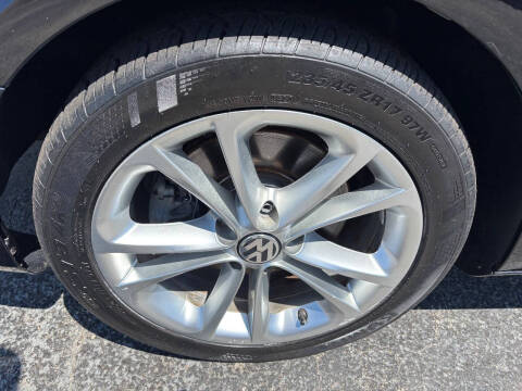 2010 Volkswagen CC Luxury