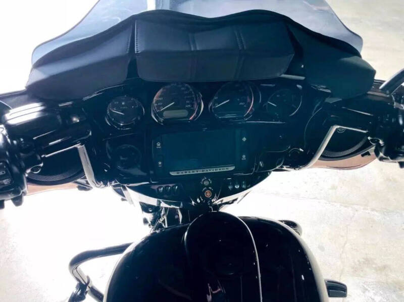 2018 Harley-Davidson Street Glide Special