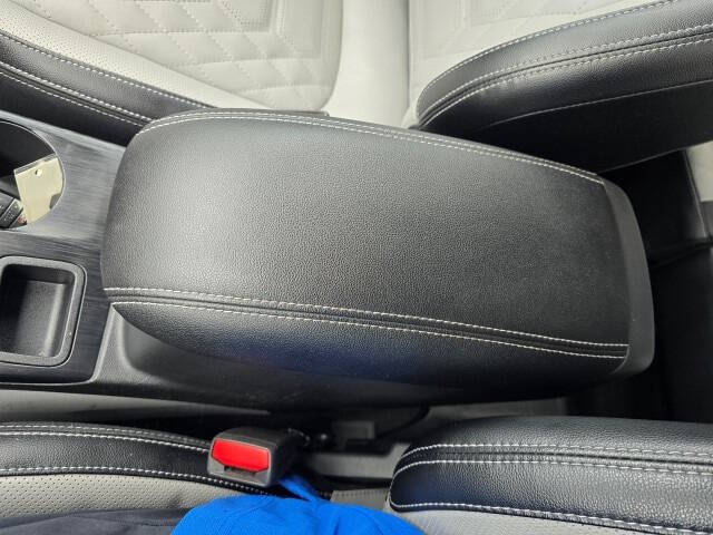 2024 Ford Escape Platinum