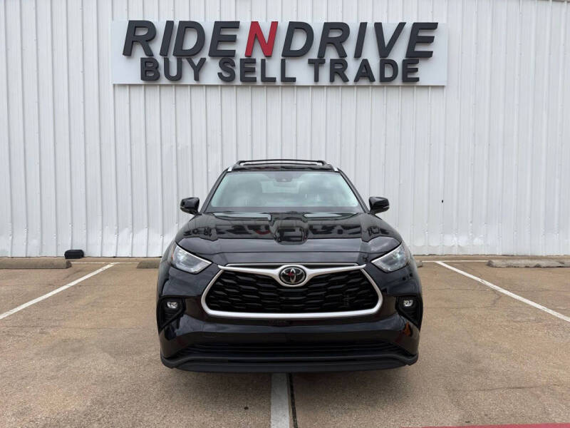 2024 Toyota Highlander XLE