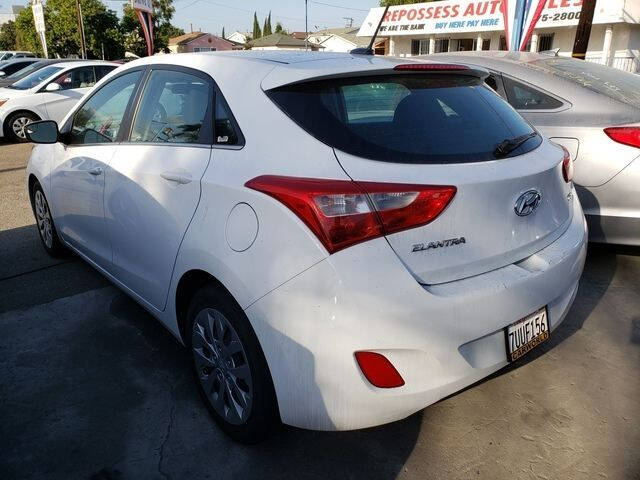 2017 Hyundai Elantra GT