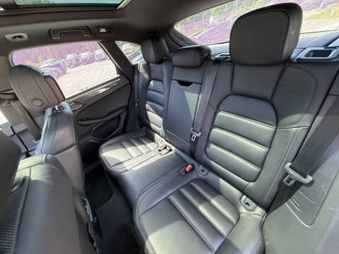 2015 Porsche Macan S