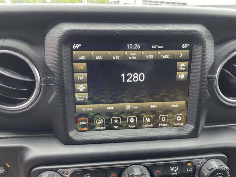 2022 Jeep Gladiator Overland