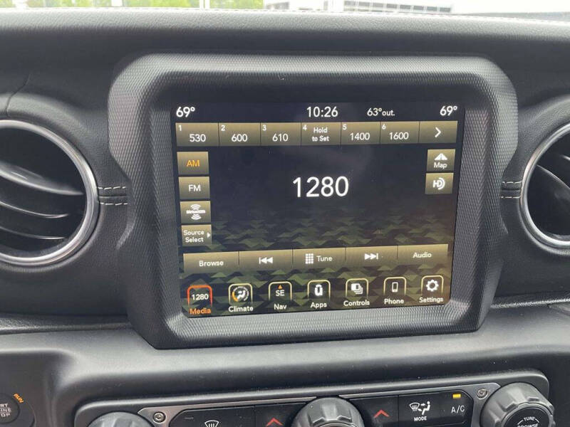 2022 Jeep Gladiator Overland