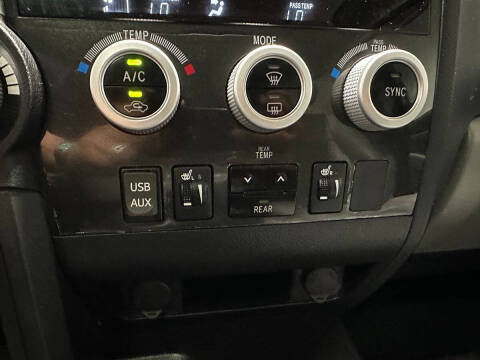 2018 Toyota Sequoia SR5