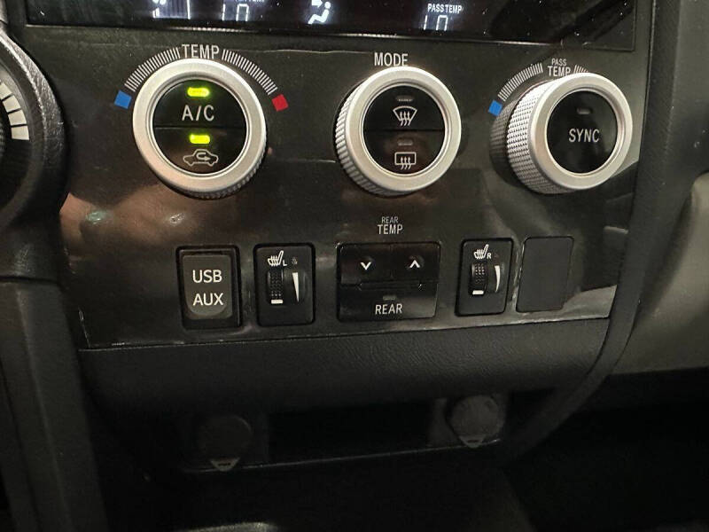 2018 Toyota Sequoia SR5