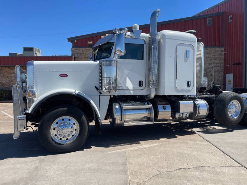 2014 Peterbilt 388
