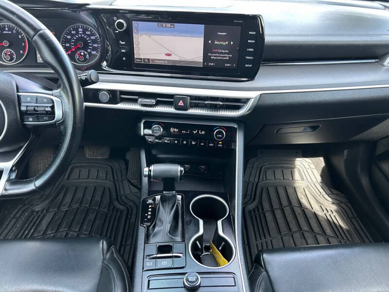 2022 Kia K5