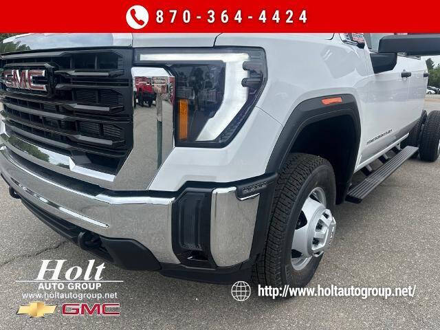 2026 GMC Sierra 3500 HD Chassis Cab