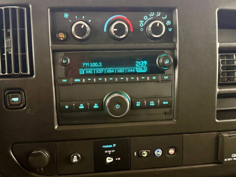 2022 Chevrolet Express 3500