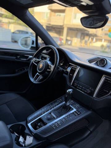 2018 Porsche Macan