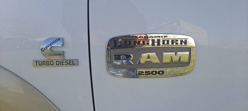 2011 RAM Ram 2500 Pickup SLT photo 9