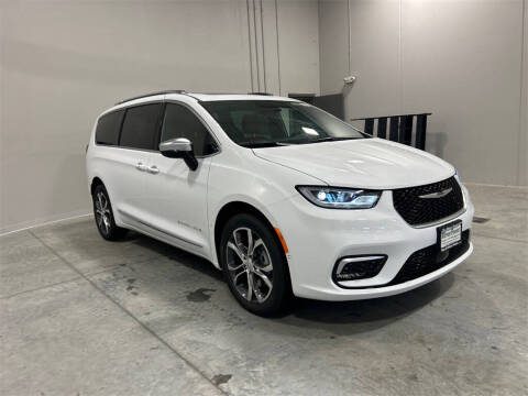 2026 Chrysler Pacifica Pinnacle