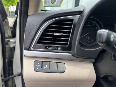 2017 Hyundai Elantra Value Edition