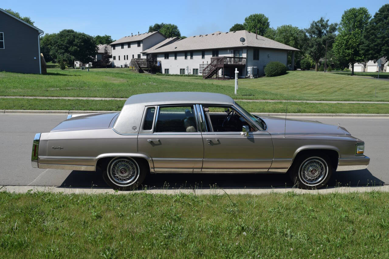 1991 Cadillac Brougham 8
