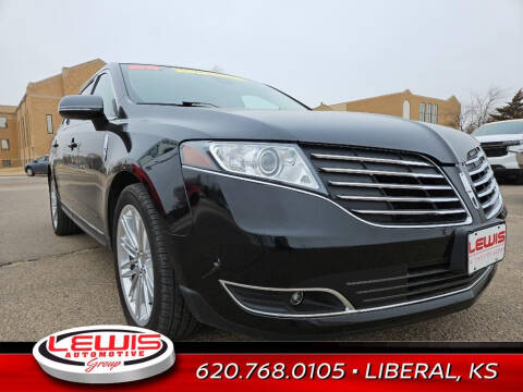 2019 Lincoln MKT for sale at Lewis Chevrolet of Liberal in Liberal KS