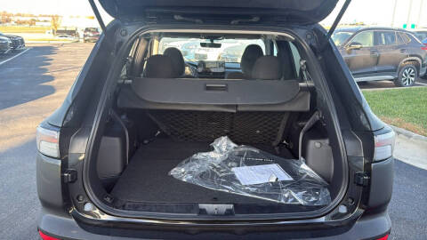 2025 Mitsubishi Outlander ES