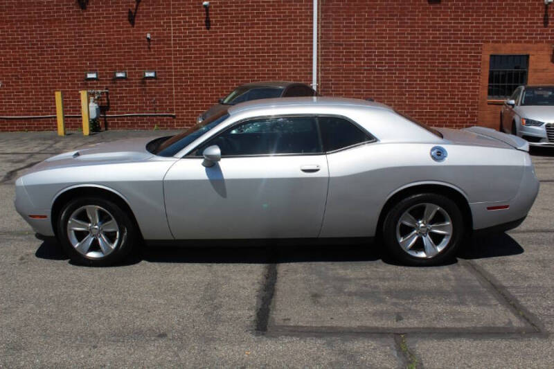 2020 Dodge Challenger SXT