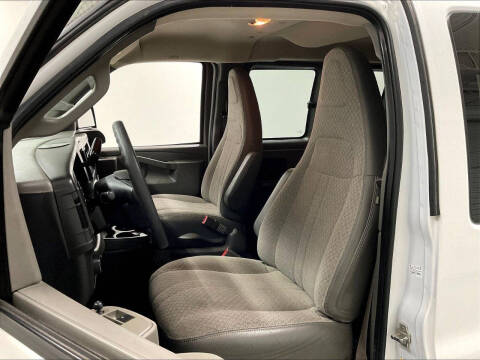 2020 Chevrolet Express LT 2500