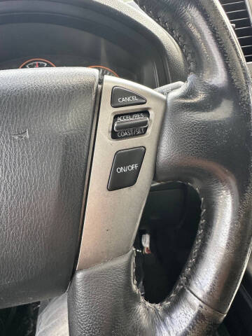 2013 Nissan Armada Platinum