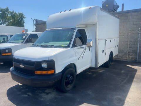2006 Chevrolet Express for sale at Connect Truck and Van Center in Indianapolis IN