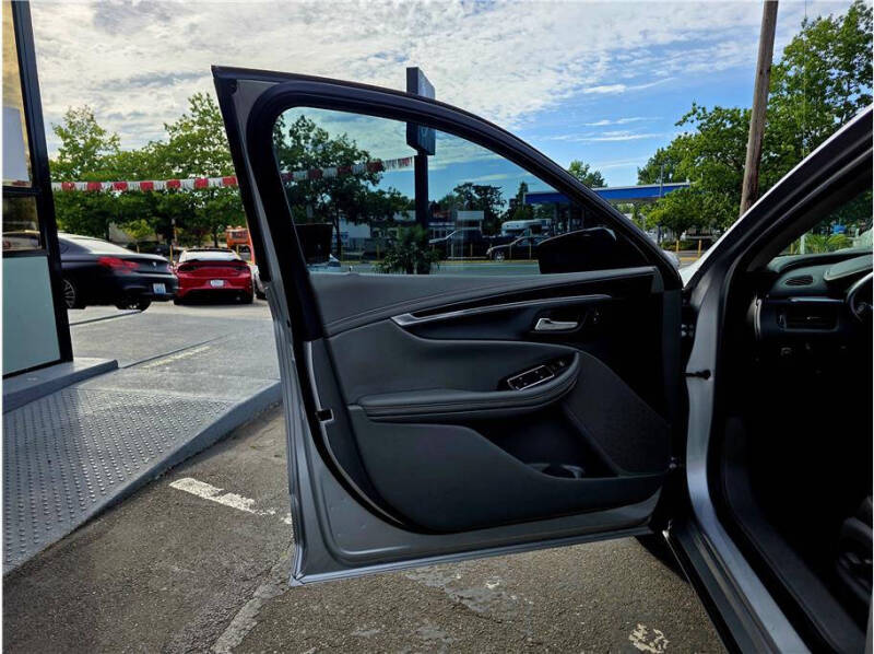 2019 Chevrolet Impala LT