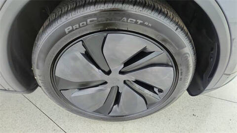 2026 Tesla Model Y Long Range