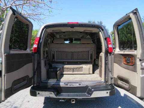 2021 GMC Savana LS 2500