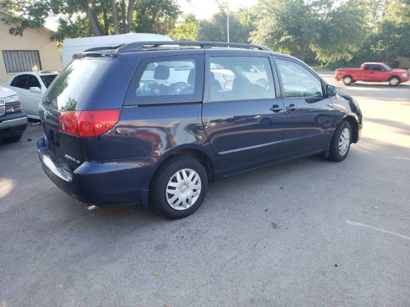 Used 2007 Toyota Sienna CE with VIN 5TDZK23C77S078222 for sale in Dallas, TX