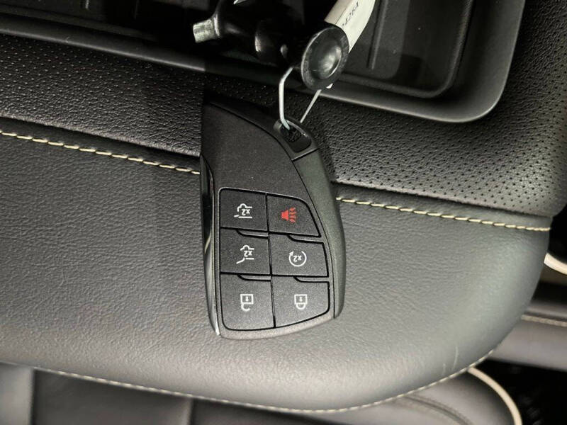 2024 GMC Yukon XL SLT