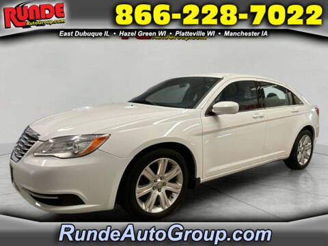 2013 Chrysler 200 for sale at Runde PreDriven in Hazel Green WI