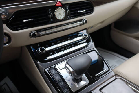 2019 Genesis G90
