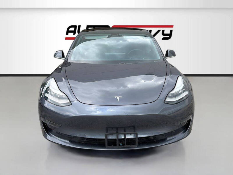 2020 Tesla Model 3 Standard Range Plus