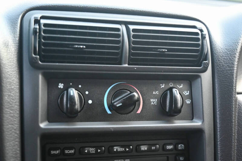 2003 Ford Mustang SVT Cobra