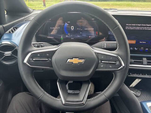 2026 Chevrolet Equinox EV LT 2