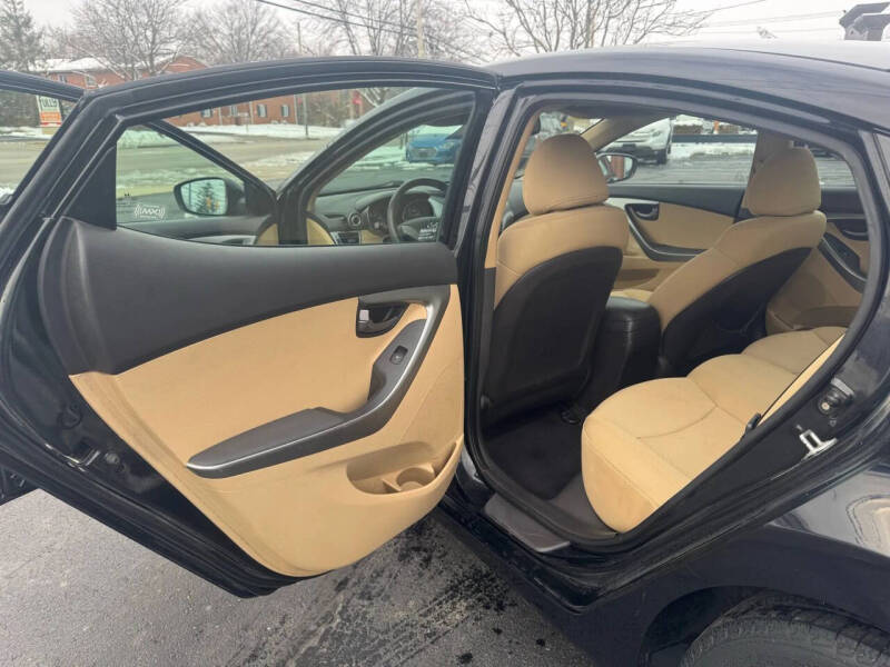 2012 Hyundai Elantra