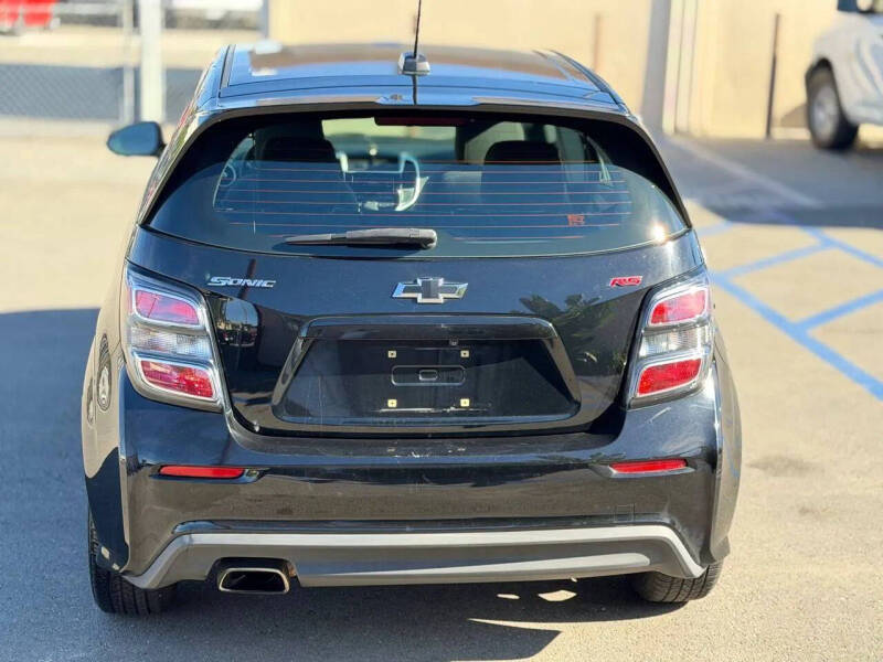 2019 Chevrolet Sonic LT Auto