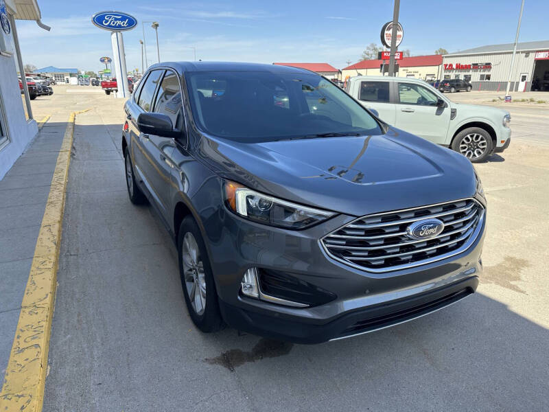 2024 Ford Edge Titanium