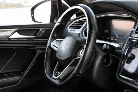 2022 Volkswagen Tiguan SE R-Line Black