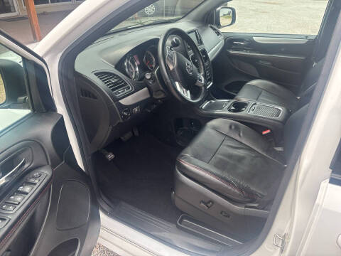 2016 Dodge Grand Caravan R/T