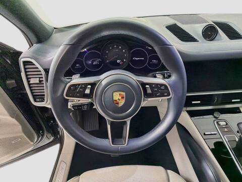 2023 Porsche Cayenne