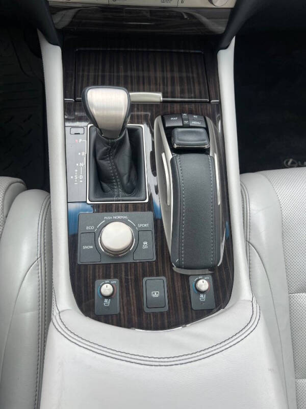 2017 Lexus LS 460
