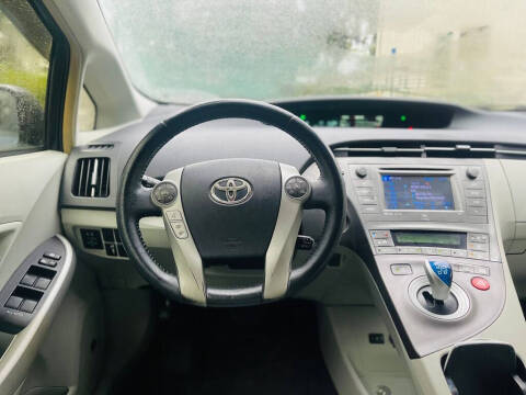 2015 Toyota Prius Four