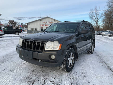 2006 Jeep Grand Cherokee for sale at Steves Auto Sales in Cambridge MN