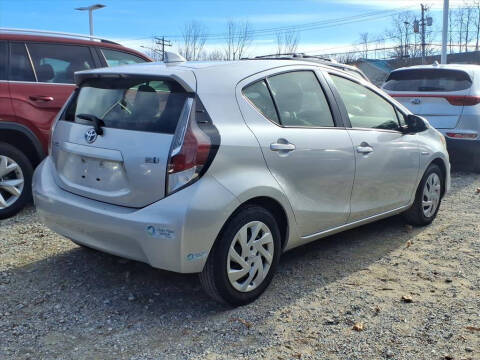 2015 Toyota Prius c Two