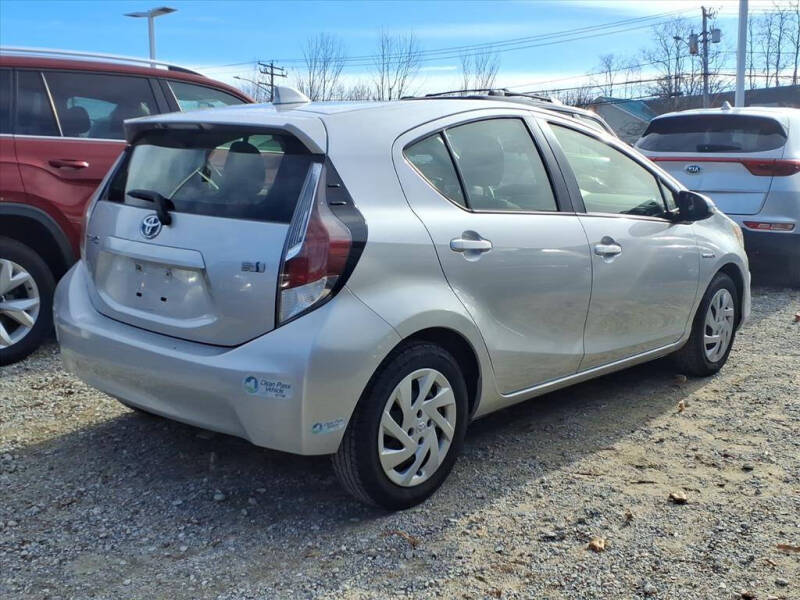 2015 Toyota Prius c Two