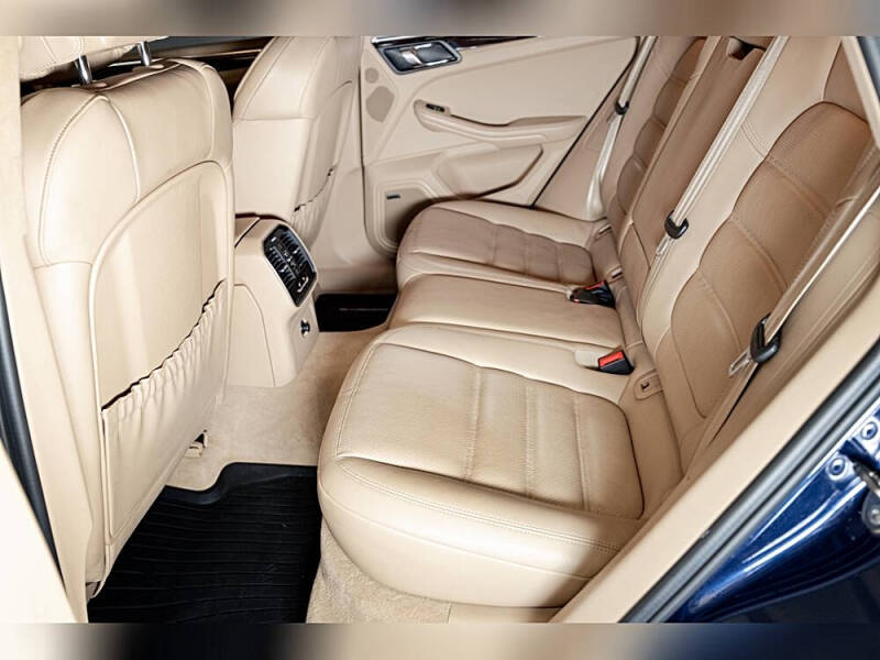 2015 Porsche Macan S