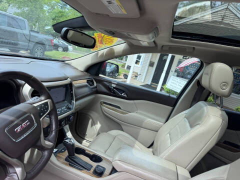 2017 GMC Acadia Denali
