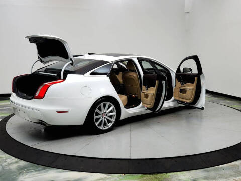2015 Jaguar XJ